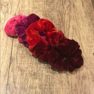 💖Red velvet homemade scrunchies